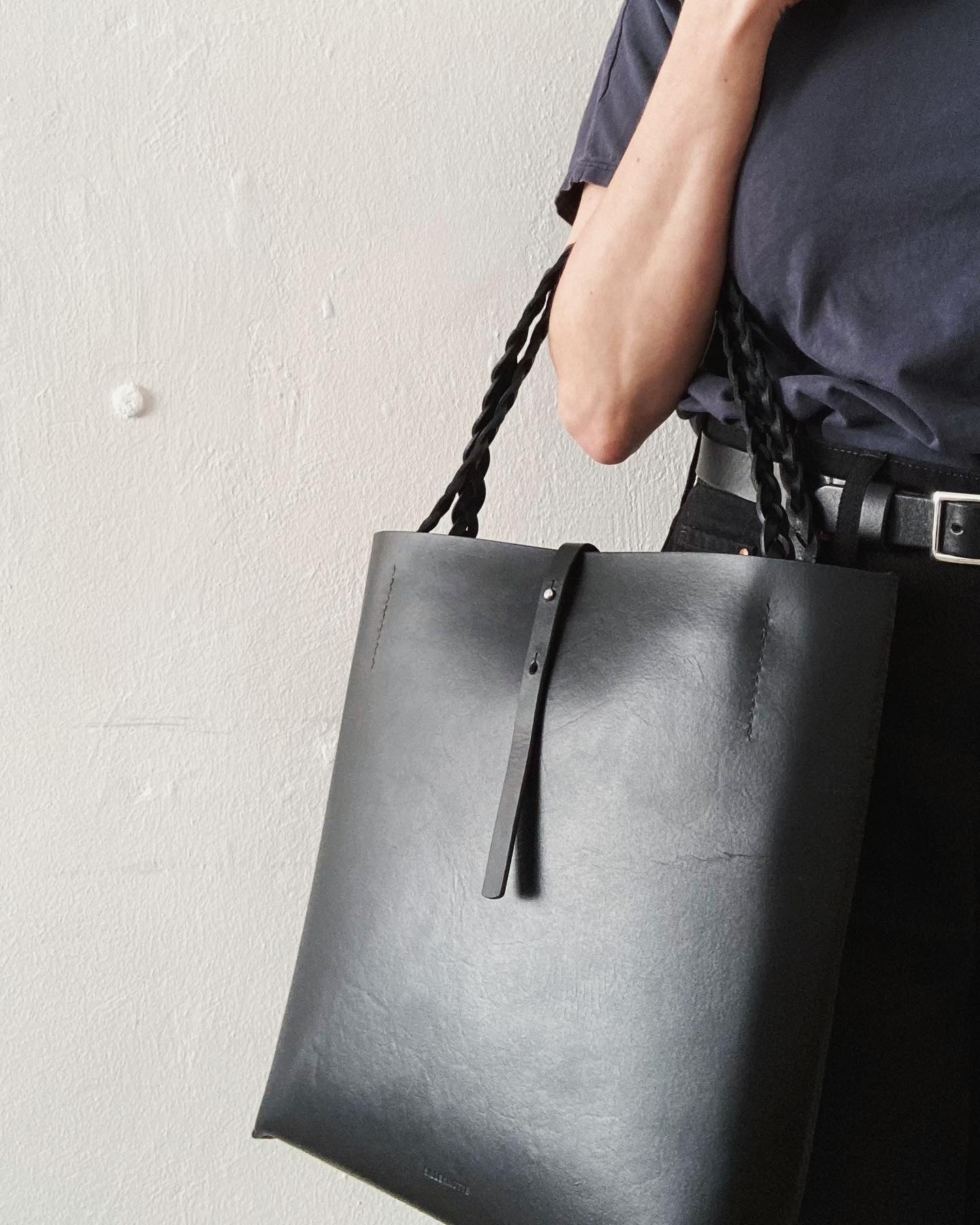 Leather tote &amp; shoulder bag : MIMI (black)